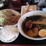 Ramen Daigaku - ラーメン焼肉セット、1,050円