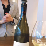 AMOUR - マスク姿の石川さんとお勧めしてくださったワイン