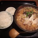 とら家 - 黒豚ラーメンセットです。