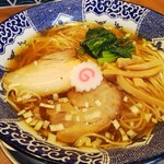 ハマカゼ拉麺店 - 清湯醤油らーめん