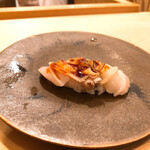 木挽町 とも樹 - 煮はまぐりのにぎり