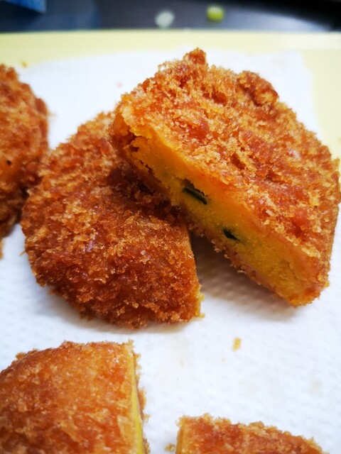 本間精肉店 - 伊達（コロッケ）の写真