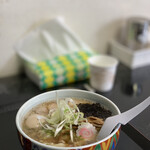 らー麺　Do・Ni・Bo - 朝ラー全部のせ860円