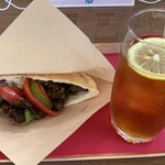 カフェ PiTa - ピタパンドリンクセット（700円）