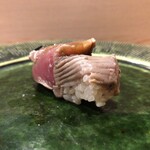 うを徳 - 那智勝浦 鰹 藁焼き（握り）