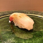 うを徳 - 明石 鯛（握り）