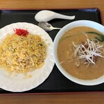 Chinese Katei Ryori Yoryu Shiroko Ten - B午餐