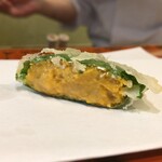 江戸前晋作 - 焼尻島 北紫雲丹（白雲丹）の大葉巻（おまけ）