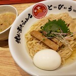 焼きあご煮干しらぁめん とびうお - 味玉塩つけ麺 900円