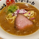 焼きあご煮干しらぁめん とびうお - 濃厚焼きあご煮干しらぁめん 850円