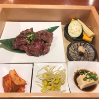 やきにくのバクロ 博多店 - 漬け込みカルビランチ
