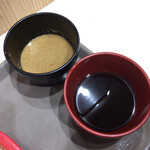 Sugakiya - ざるラーメンのつゆは２種類