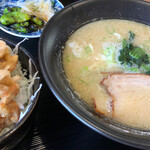 らーめん お食事処 あおやま - ラーメンセットBセット【ラーメン&カラアゲ丼明太マヨ】（¥900）