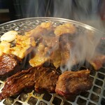 炭火焼肉 金剛園 - 