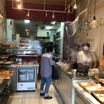 アーベン - 間口は狭いが奥行きはたっぷり