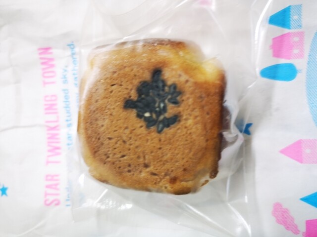 つるたや菓子店 - 桑折（和菓子）の写真