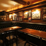 スペース・ジオン - １Fテーブル席