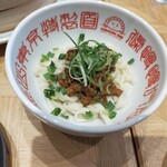 ダンプリングタイム 餃子時間 - ジャージャー麺