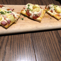 The Living Room with SKY BAR - 