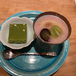 おおたに - 抹茶のムース、葡萄と桃のコンポート