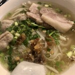 Karen - ランチメニュー「タイラーメン」(750円)