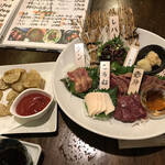 馬肉酒場 馬鹿うま精肉店 - 