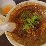 鶏こく中華 すず喜 - トマト入り担々麺 (900円)。