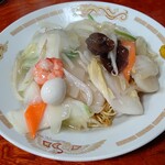 神田川 - 中華焼そば880円