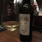 バー ゴヤ - シェリー酒。ラ・ゴヤ。ドライでキリッとした味だった気がする…