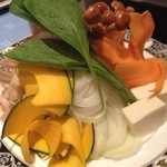 根菜多め、こだわりのお野菜。美しい～
