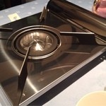 レストラン ロダン - 卓上カセットコンロはなんとあのアモルフォ、グッドデザイン商品でした！