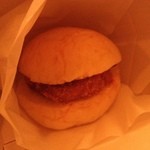 レストラン ロダン - なんとお土産付き。ミンチカツバーガー。ソースがウマッ