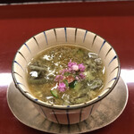 赤坂 菊乃井 - 昼懐石１２１００円。順才 胡瓜 とび子 山葵 花穂紫蘇。立派なジュンサイは、独特の食感が際立ち、喉越しも良く、暑い日にピッタリの先付です（╹◡╹）（╹◡╹）