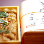 Shunan Achara - 名物穴子寿司はおみやげ、お弁当お持ち帰りも承っております。