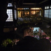 鯛よし百番 - 中庭