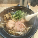 博多川端どさんこ - しょうゆラーメン650円！