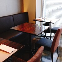 厳選洋食さくらい - 内観