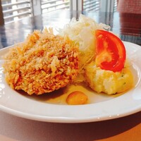 厳選洋食さくらい - メンチカツ ハーフ