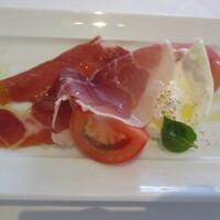 インカント - ストゥッツィキーノ（カプレーゼ）