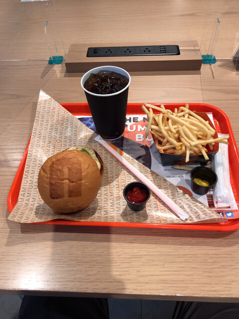 ウマミバーガー 錦糸町parco店 Umami Burger 錦糸町 ハンバーガー 食べログ