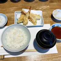 天ぷら新宿つな八 大丸東京店 - 