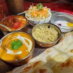 本格インドカレーの館 スパイス - 