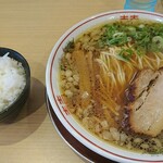 尾道らーめん 麺屋壱世 - ﾗｰﾒﾝ大盛 ご飯ｾｯﾄ