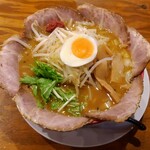 ラーメンだるまや - チャーシュー味噌ラーメン背脂抜き