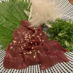 Sumiyaki Dainingu Wa - 馬レバー刺し