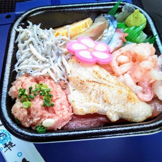 四日市でおすすめの美味しい海鮮丼をご紹介 食べログ 四日市でおすすめの美味しい海鮮丼をご紹介 食べログ