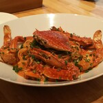 ボーノ - ワタリガニとモッツァレラのトマトソースパスタ   ママさんのお嬢ちゃん用  メニューには有りませんが  頼めば作ってくれるかも知れない  多分 2000円ぐらい