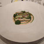 レザンファン ギャテ - 鱧と水菜、インゲン、長芋のテリーヌ　梅肉のヴィネグレットと三つ葉を添えて～レザンファン ギャテ　夏の風物詩～