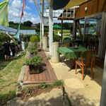 山藤ぶどう園 - カフェのテラス席