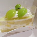 銀座コージーコーナー - 料理写真:★★シャインマスカット 500円 美味しいけど高すぎ!